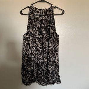 Violet + Claire flowy tank size large